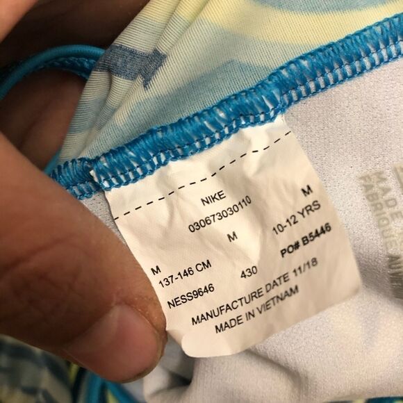 Nike swimsuit girls one piece bathing suit M 10-12 - Picture 10 of 14